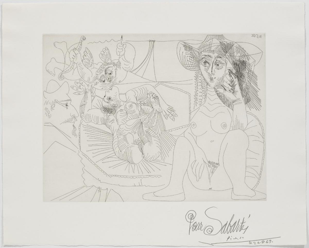 Mujer joven con sombrero pecando de pensamiento mientras mira a un prelado de reojo