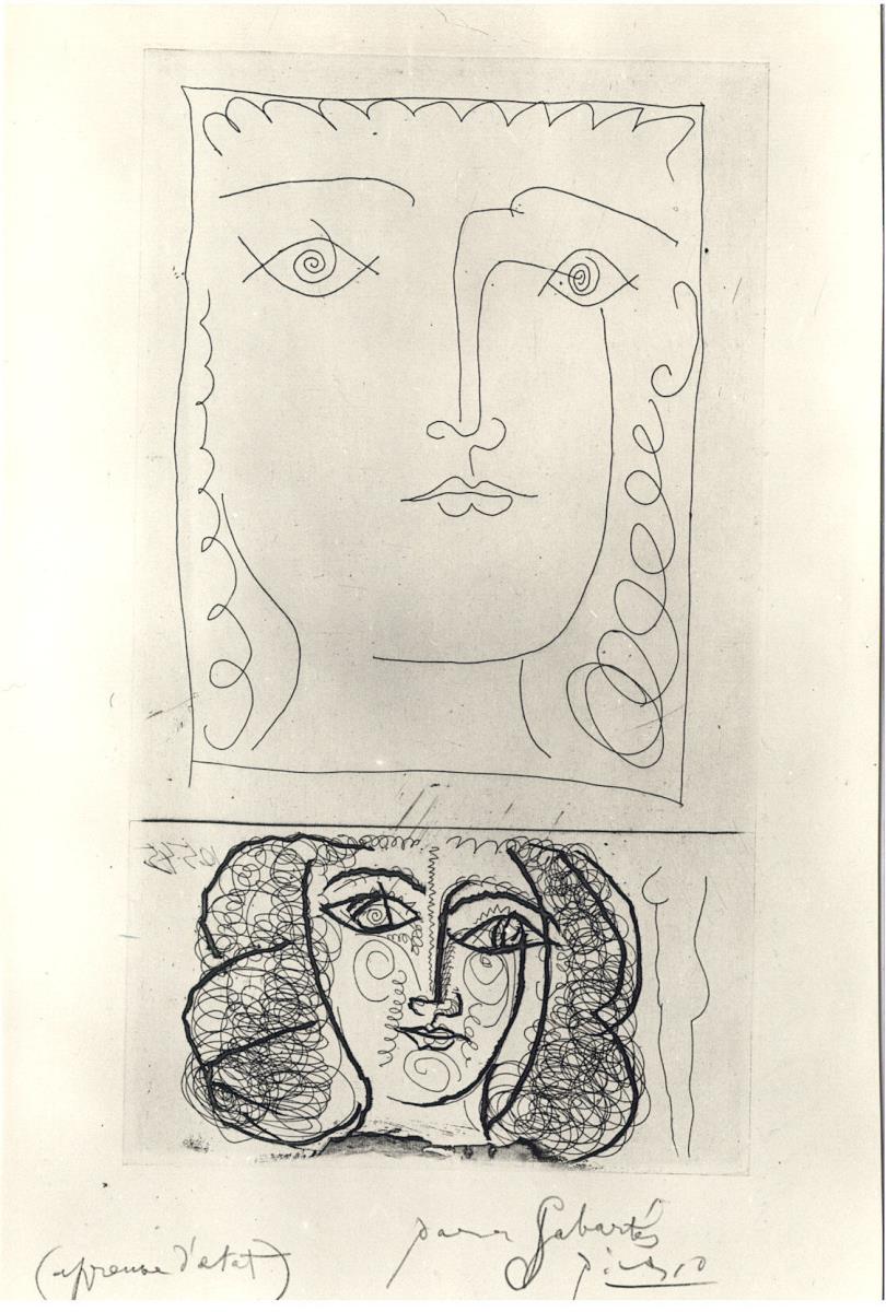 Dos cabezas de mujer de frente