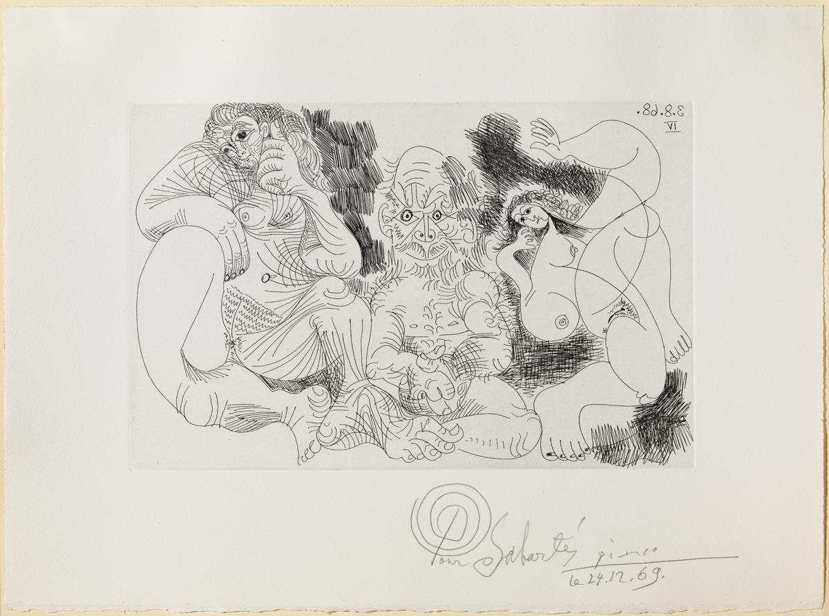 Viejo sentado con una mujer, y bailarina