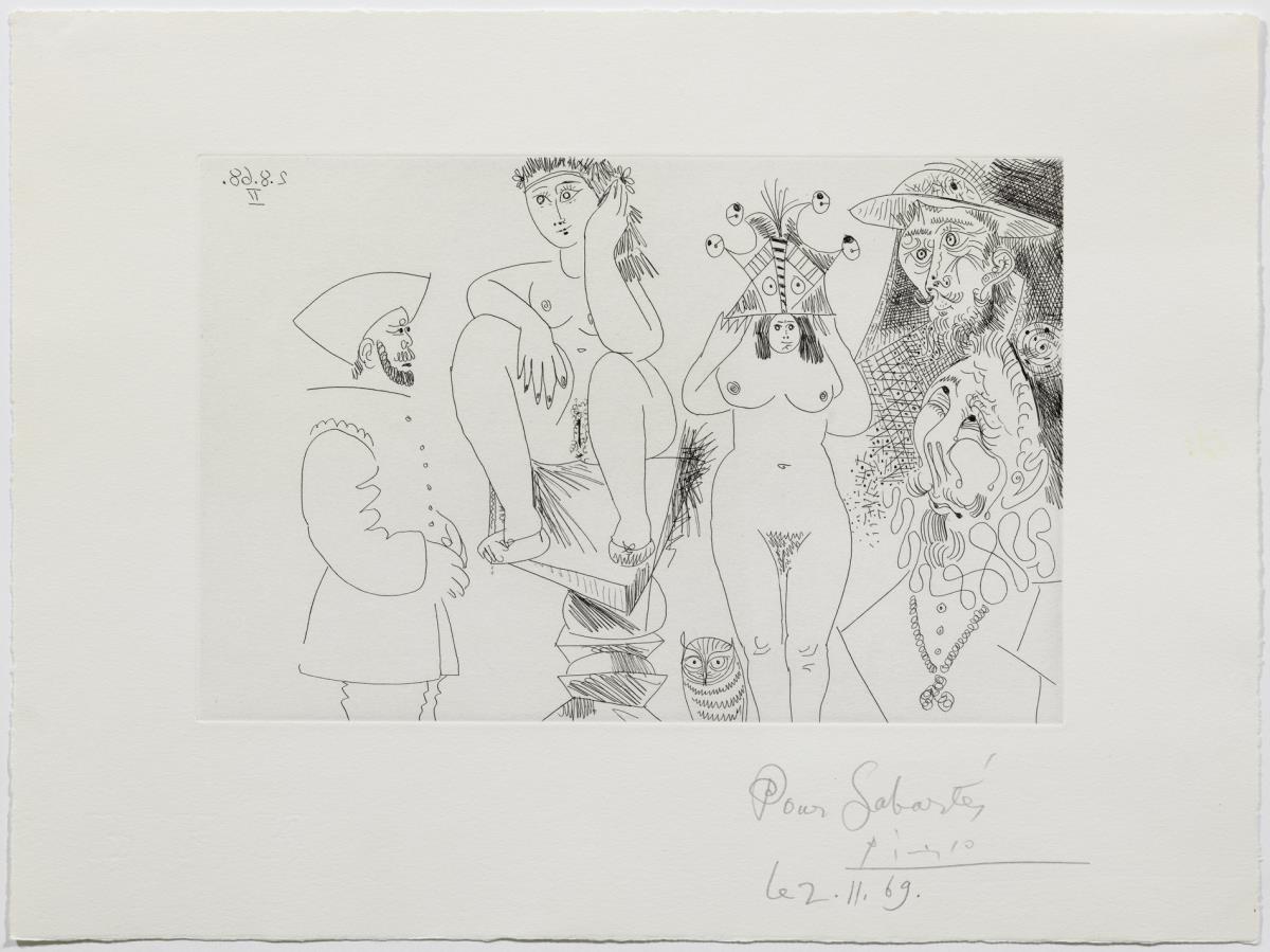 Dos mujeres, una subida en un banco de escultor, un búho, el Quijote, un gentilhombre salido de "El entierro del conde de Orgaz" y un "conquistador"