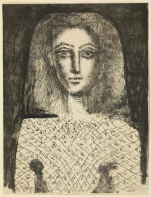 Busto de mujer con vestido a rombos