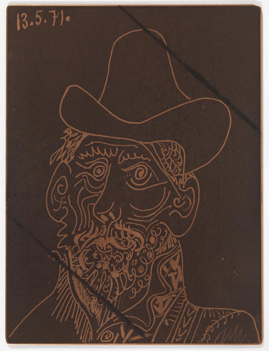 Busto de hombre barbudo con sombrero