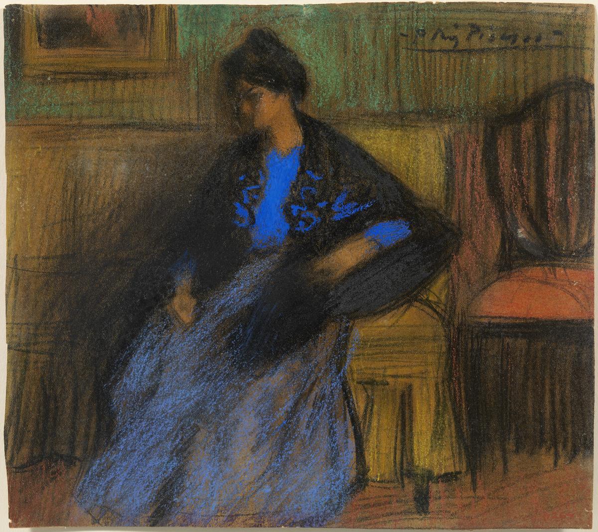 Dona amb xal, asseguda