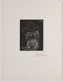 Busto de hombre barbudo con sombrero